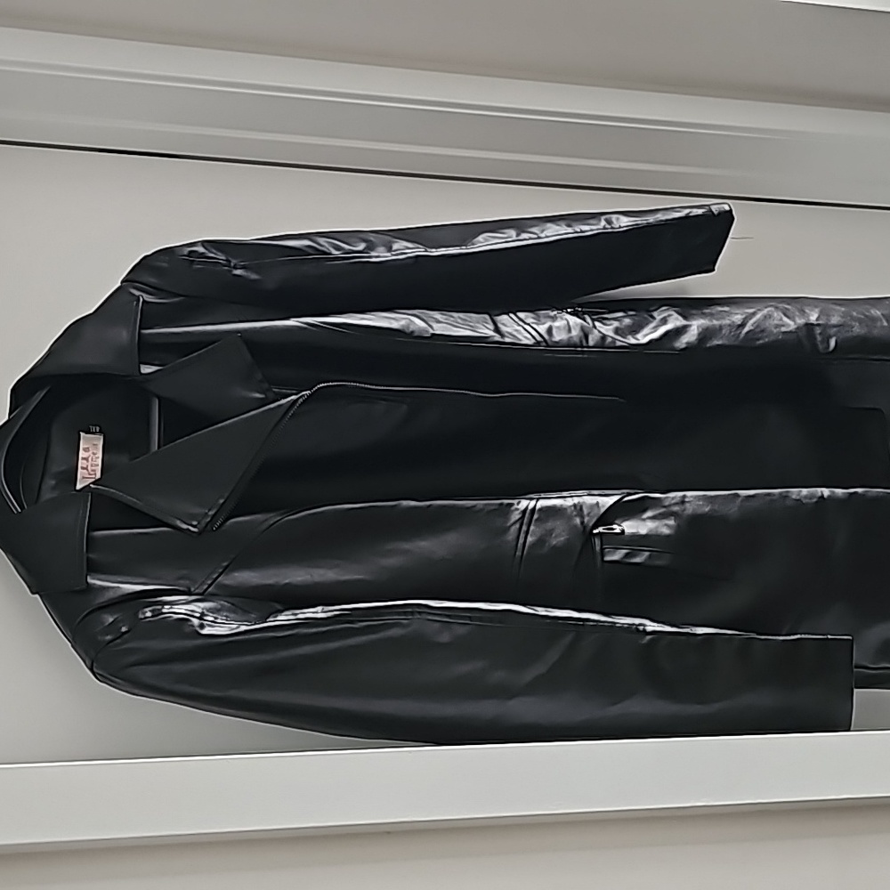 Black Leather Fall/Spring/Summer Jacket - Picture 2 of 3
